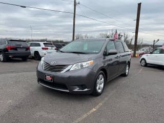 Toyota 2015 Sienna