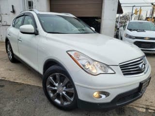 Infiniti 2011 EX35