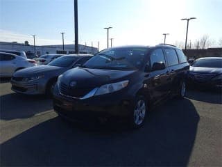 Toyota 2011 Sienna