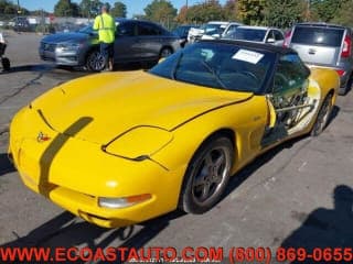 Chevrolet 2000 Corvette