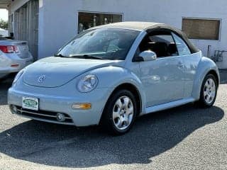 Volkswagen 2003 New Beetle