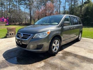 Volkswagen 2010 Routan