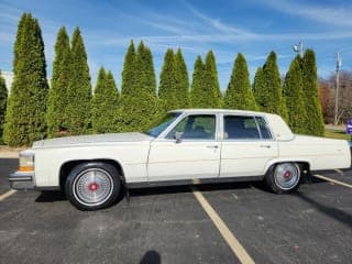 Cadillac 1988 Brougham