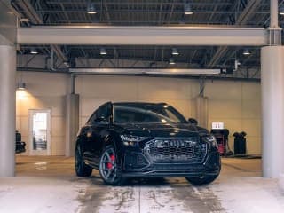 Audi 2023 RS Q8