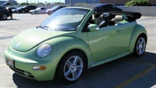 Volkswagen 2004 New Beetle