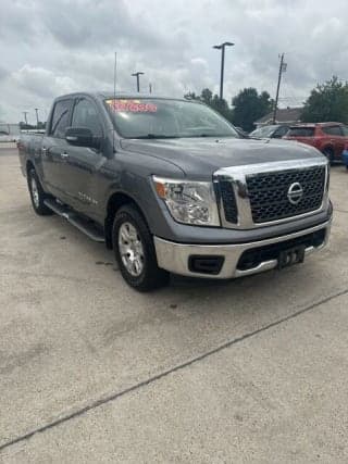 Nissan 2018 Titan