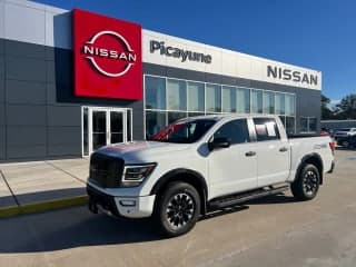 Nissan 2020 Titan