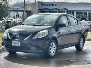 Nissan 2012 Versa