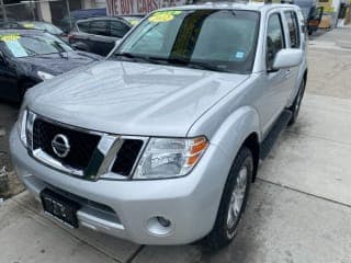 Nissan 2012 Pathfinder