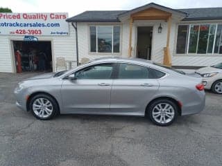 Chrysler 2015 200