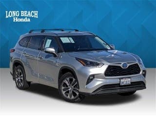 Toyota 2021 Highlander Hybrid