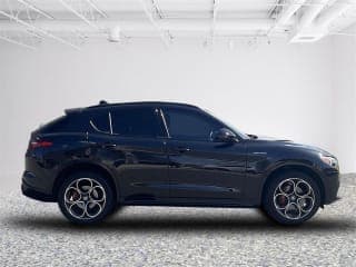 Alfa Romeo 2022 Stelvio