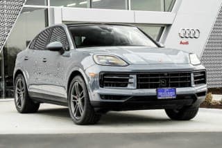 Porsche 2024 Cayenne