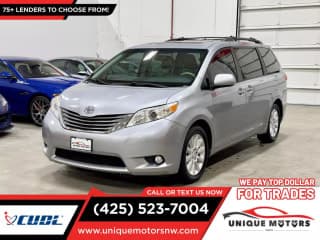 Toyota 2011 Sienna